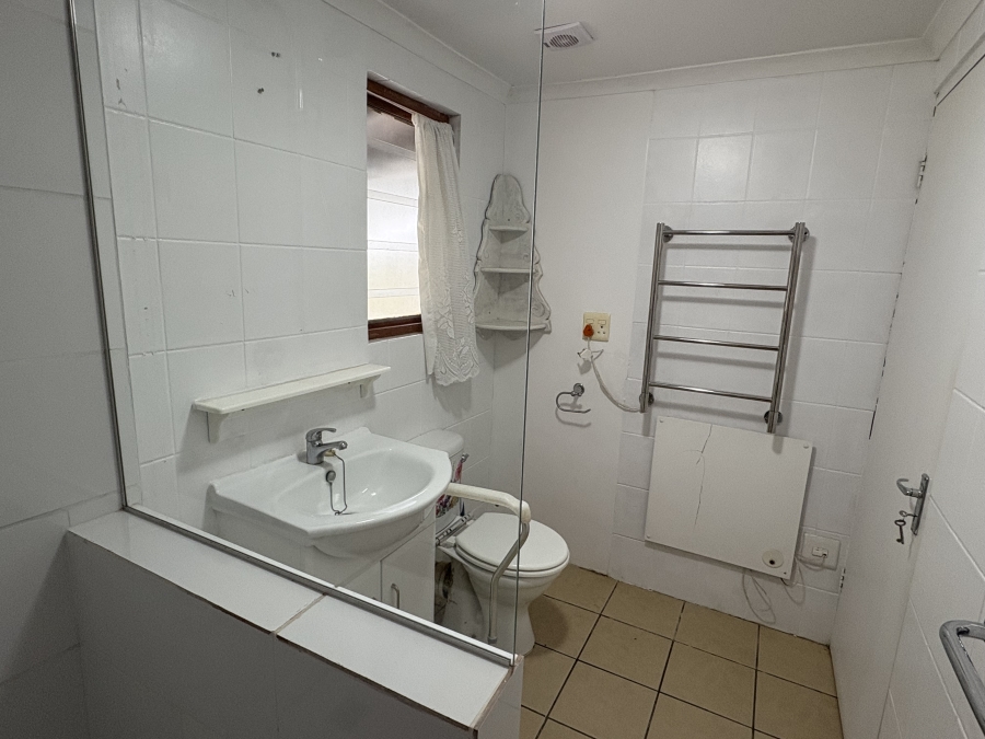 2 Bedroom Property for Sale in Harkerville A H Western Cape